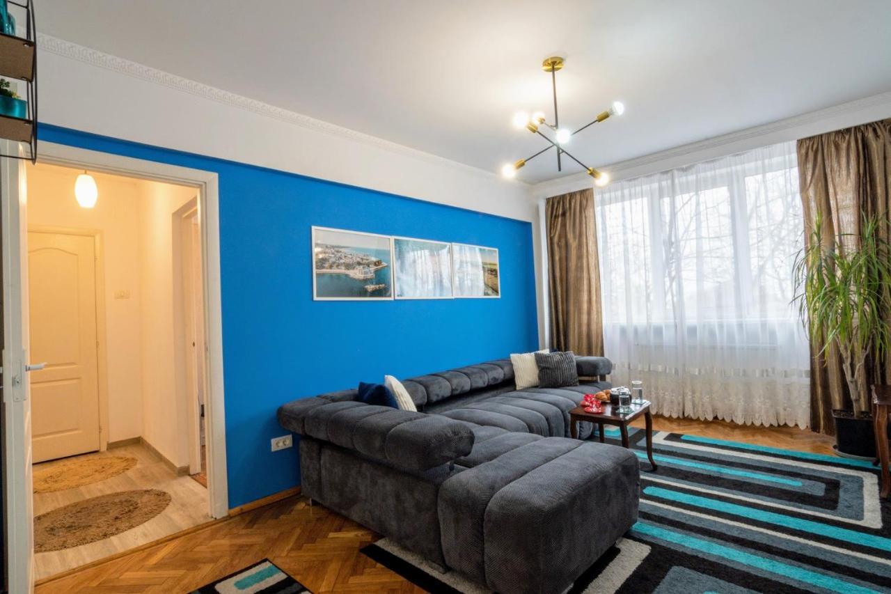 Modern & Stylish Apartment Excellent Location Superhost Constanta Exterior photo